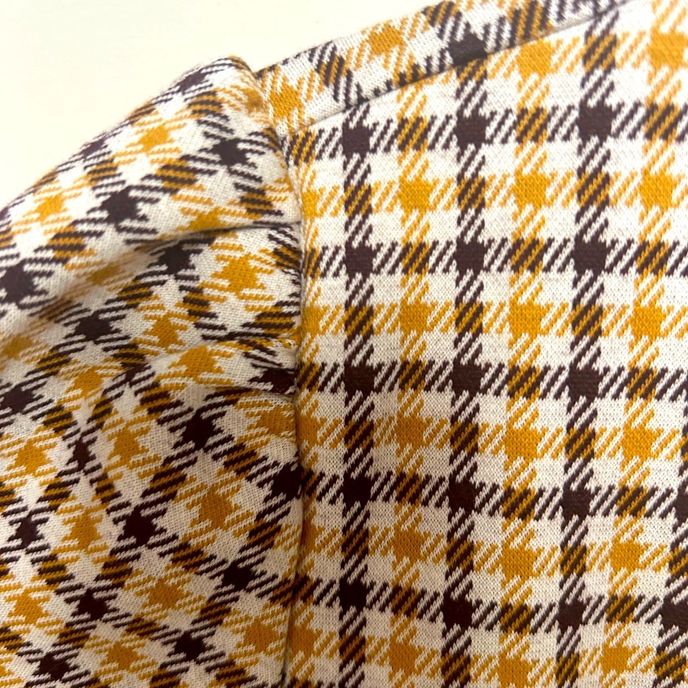 Cute top by Ann Taylor in size L. NWT - Picture 4 of 6